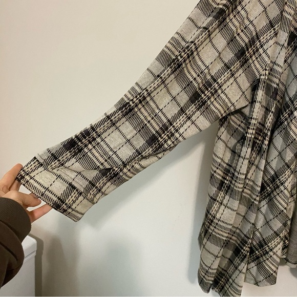 Torrid Plaid Open Front Cardigan Sweater size 4X - Picture 3 of 9